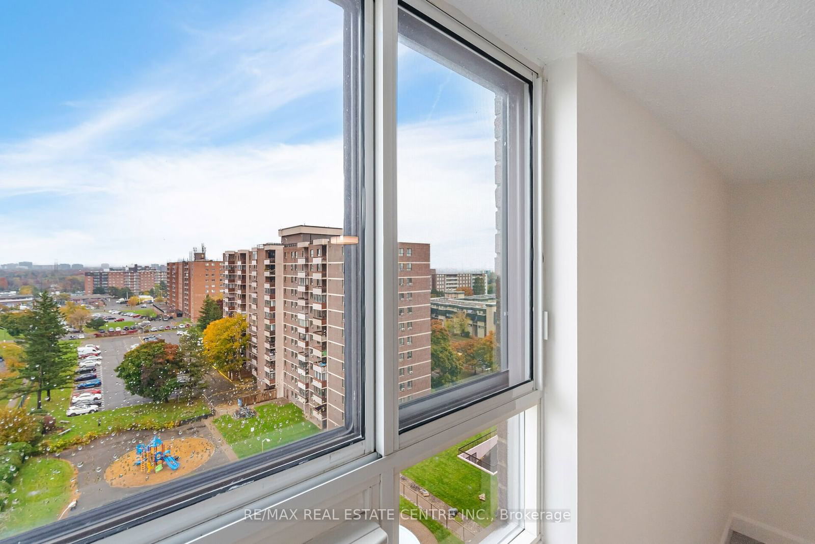 1615 Bloor St, unit 1112 for sale