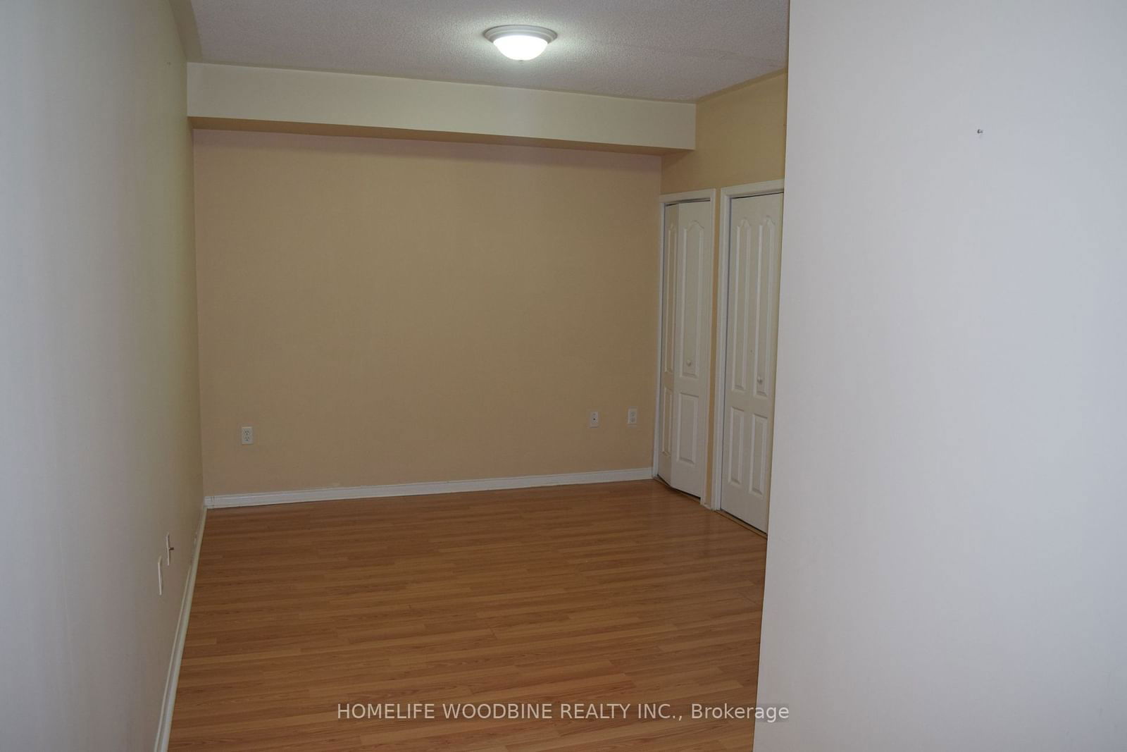 760 Lawrence Ave, unit 114 for rent