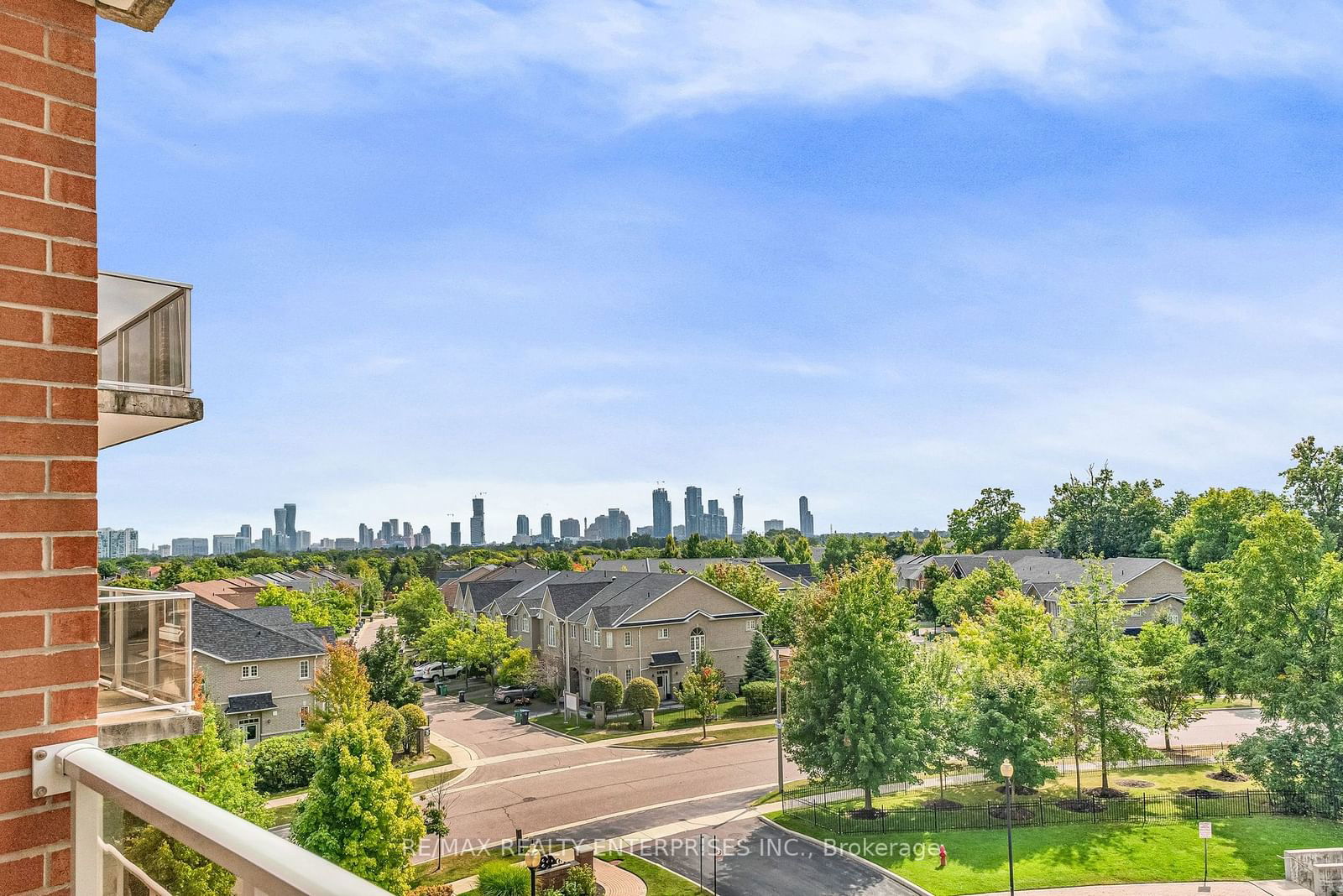 Woods End Condominiums, Mississauga, Toronto