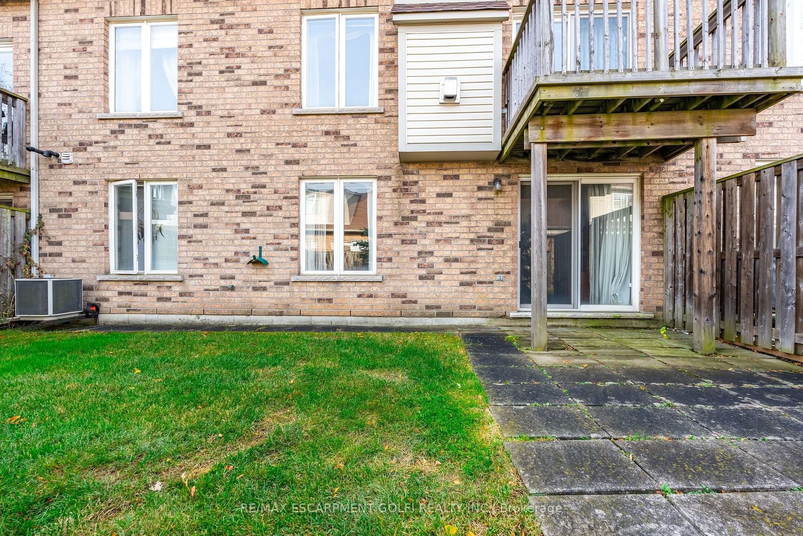 566 Southridge Drive Townhomes, Hamilton, Toronto