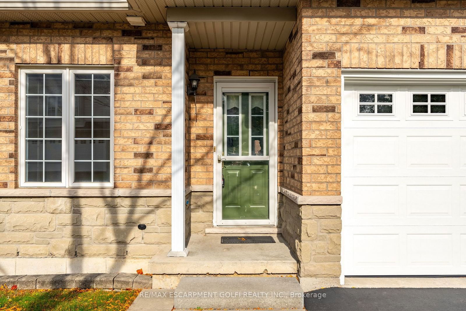 566 Southridge Drive Townhomes, Hamilton, Toronto