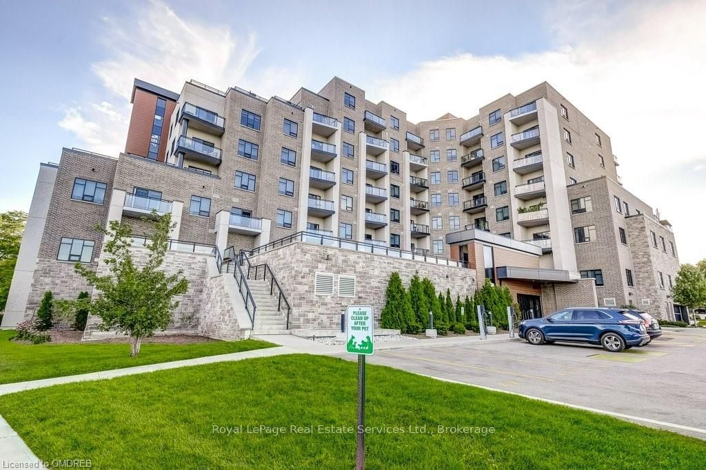 30 HAMILTON St S, unit 212 for sale