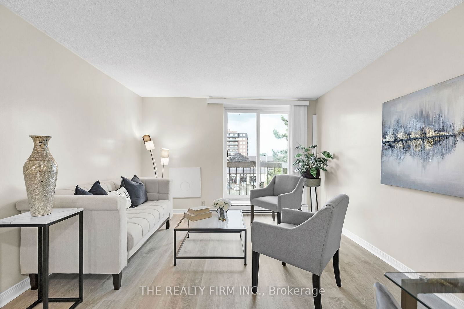 626 First St, unit 404 for sale