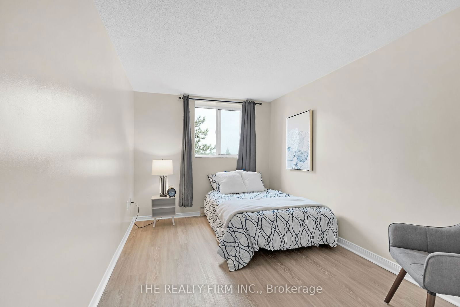 626 First St, unit 404 for sale