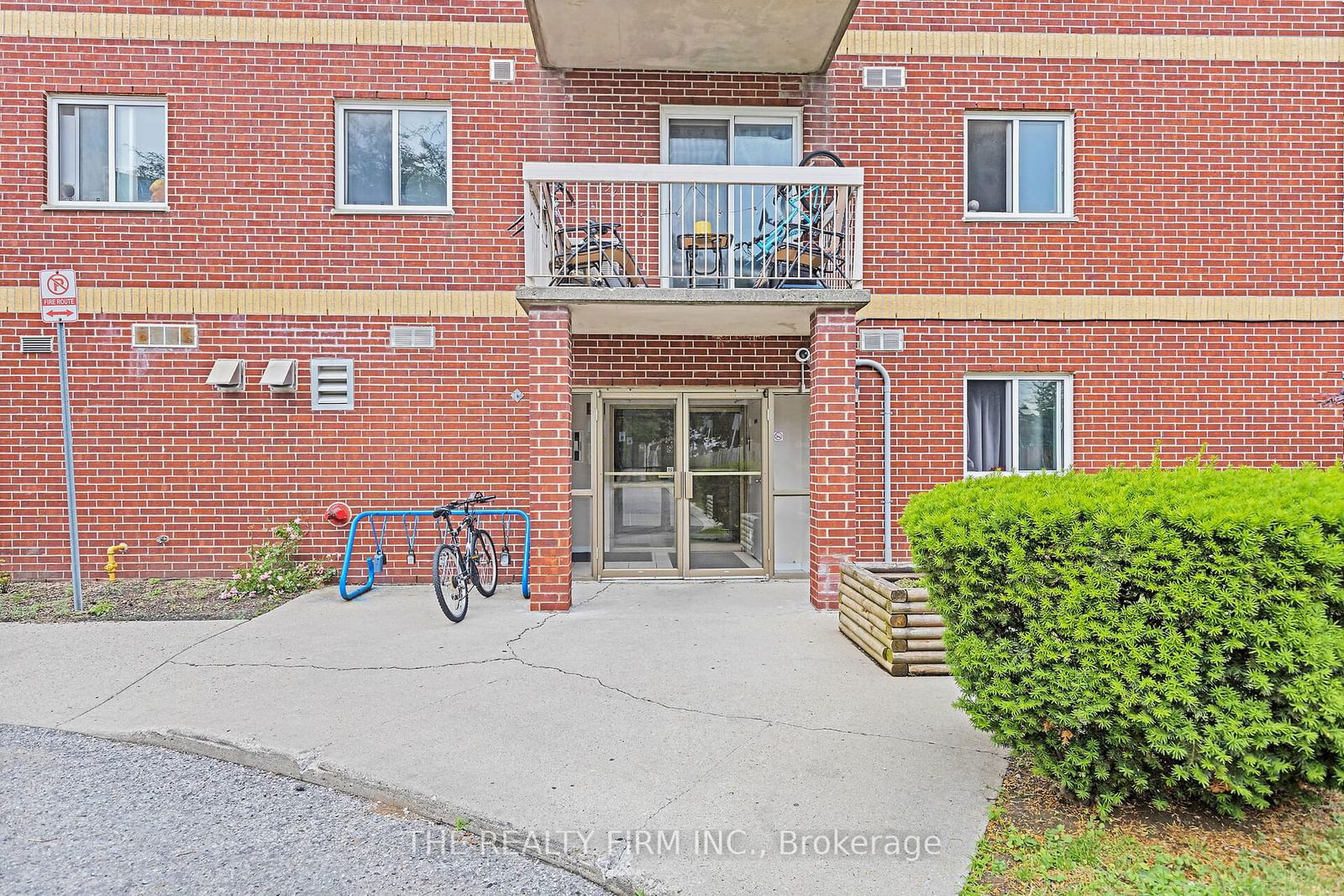 626 First St, unit 404 for sale