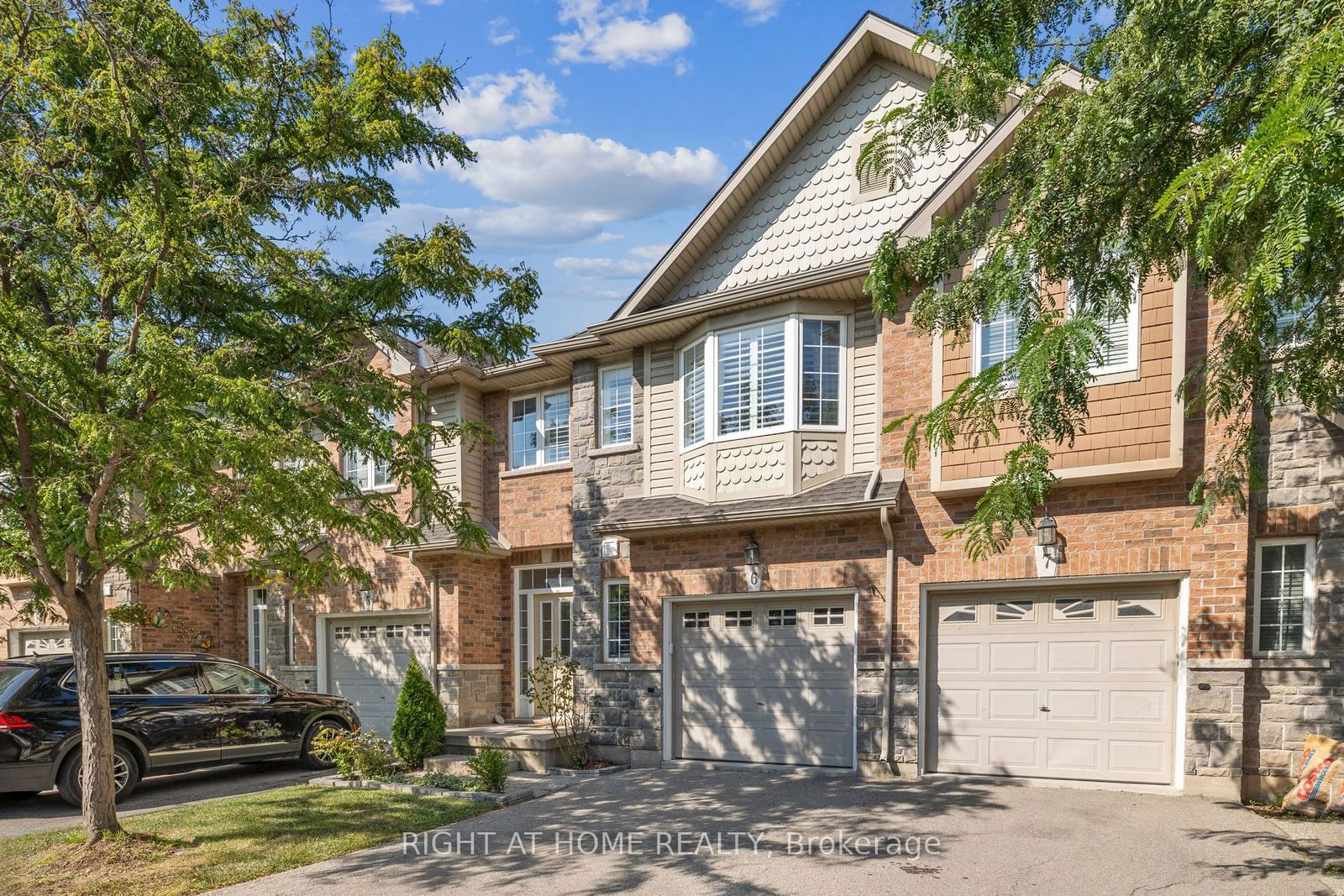 40 Dartmouth Gate, unit 6 for rent