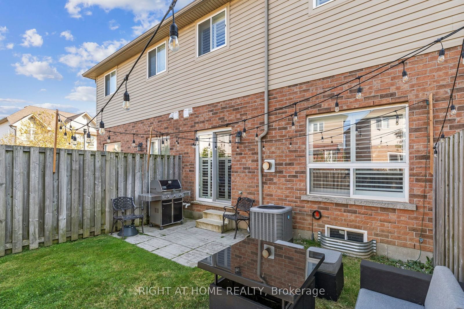 40 Dartmouth Gate, unit 6 for rent