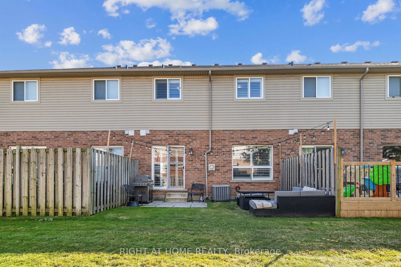 40 Dartmouth Gate, unit 6 for rent