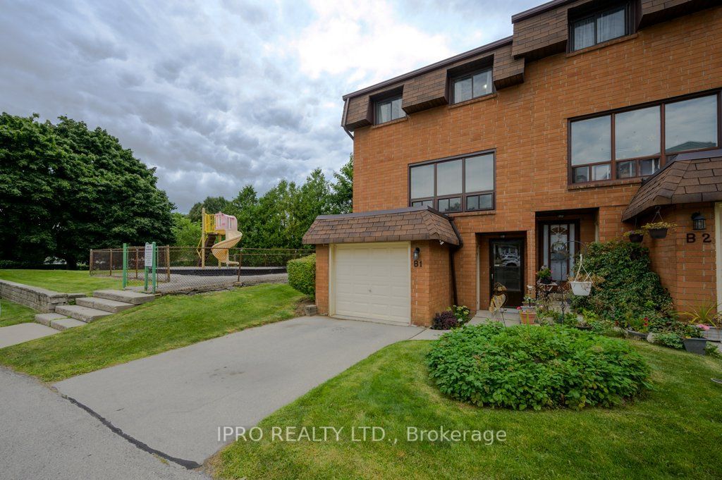 Garthstone Estates Townhomes, Hamilton, Toronto