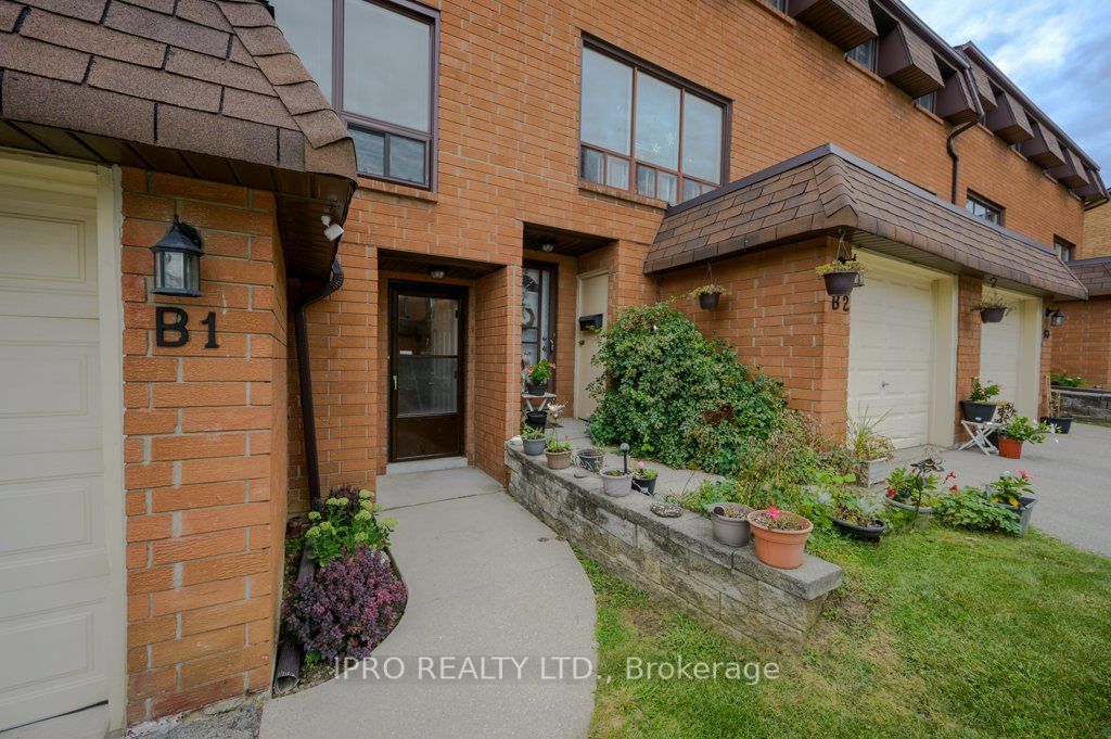 Garthstone Estates Townhomes, Hamilton, Toronto