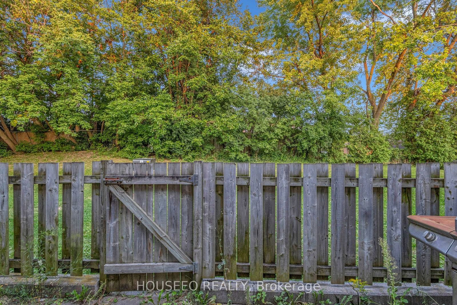 Fairway Terrace, Kitchener, Toronto