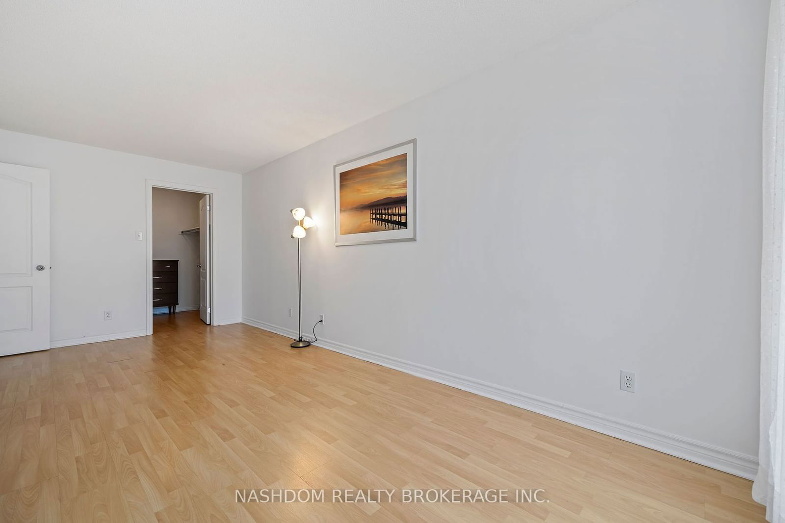 135 James St S, unit 803 for sale