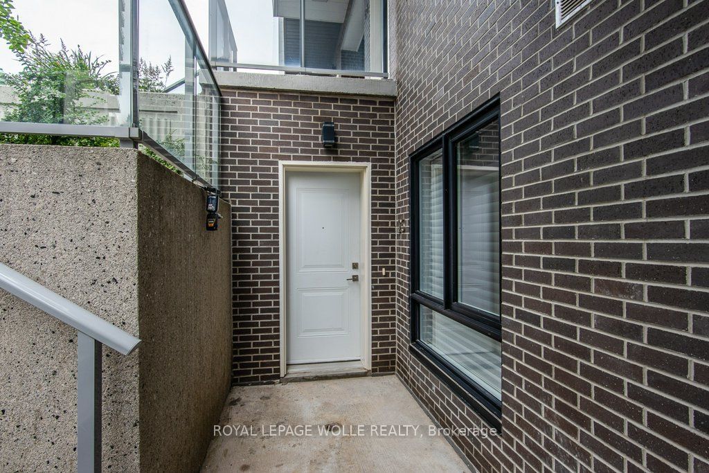 1430 HIGHLAND Rd W, unit 25B for sale