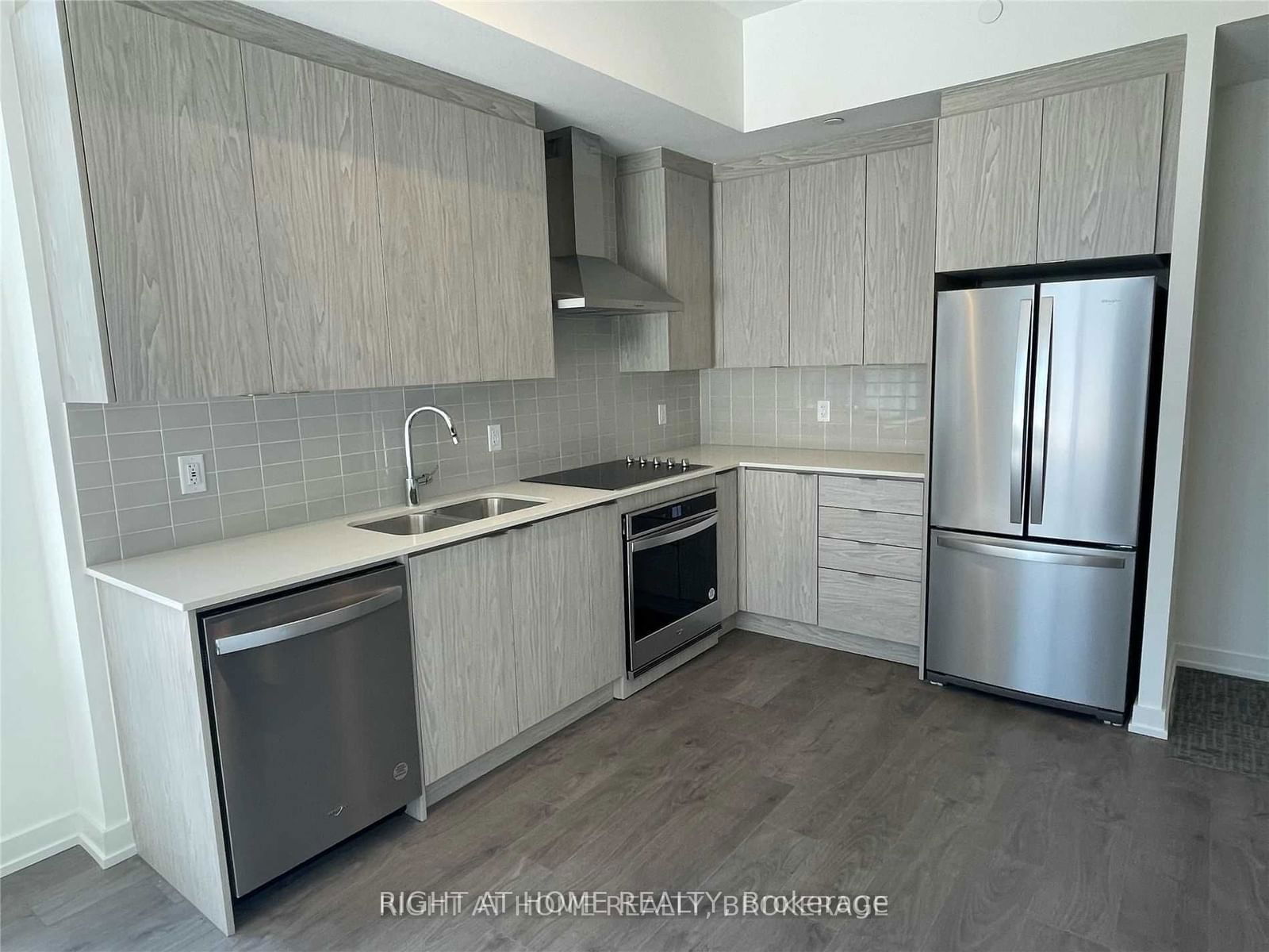 55 Duke St W, unit 218 for rent