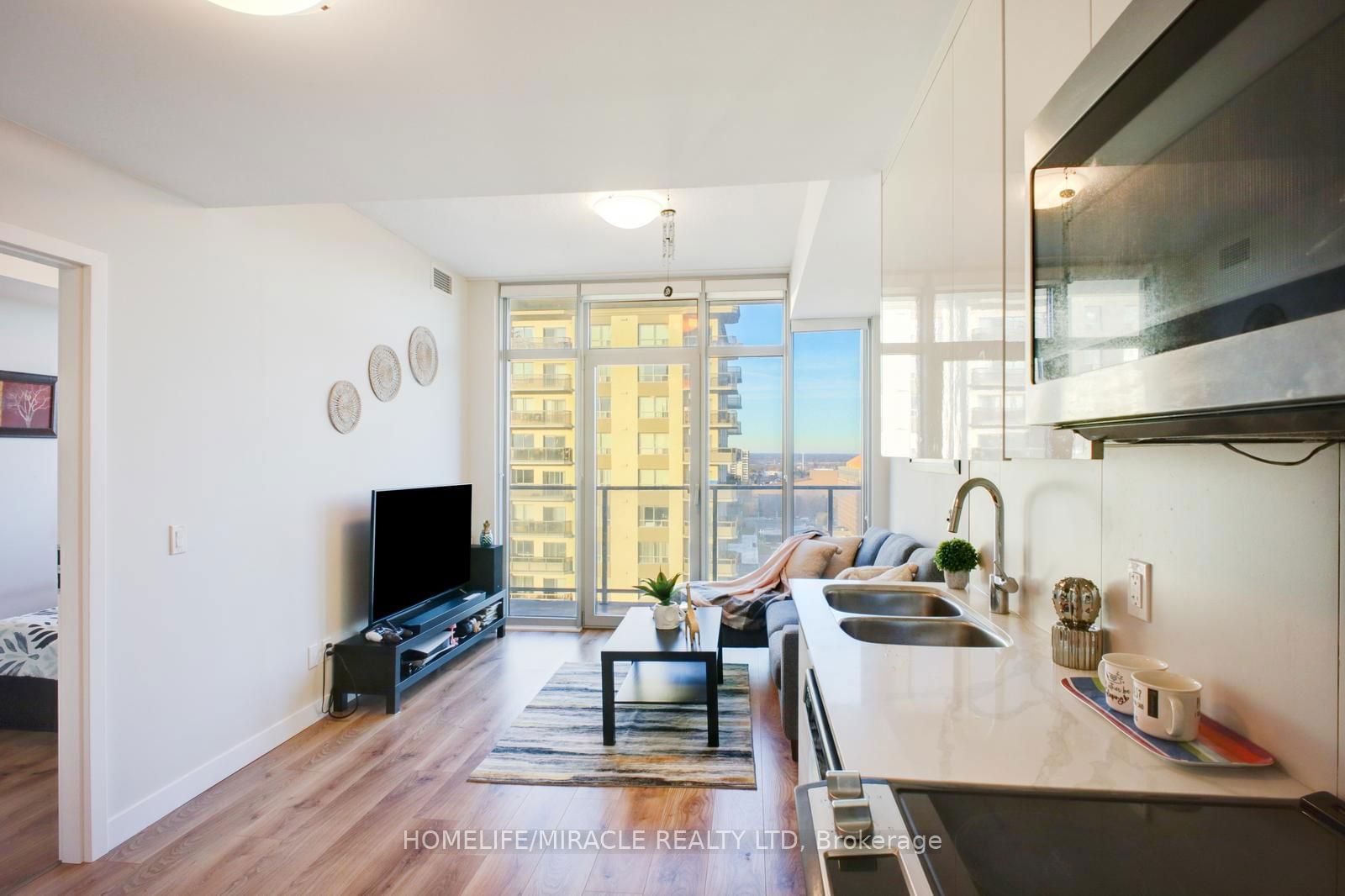 60 Frederick St, unit 1406 for rent