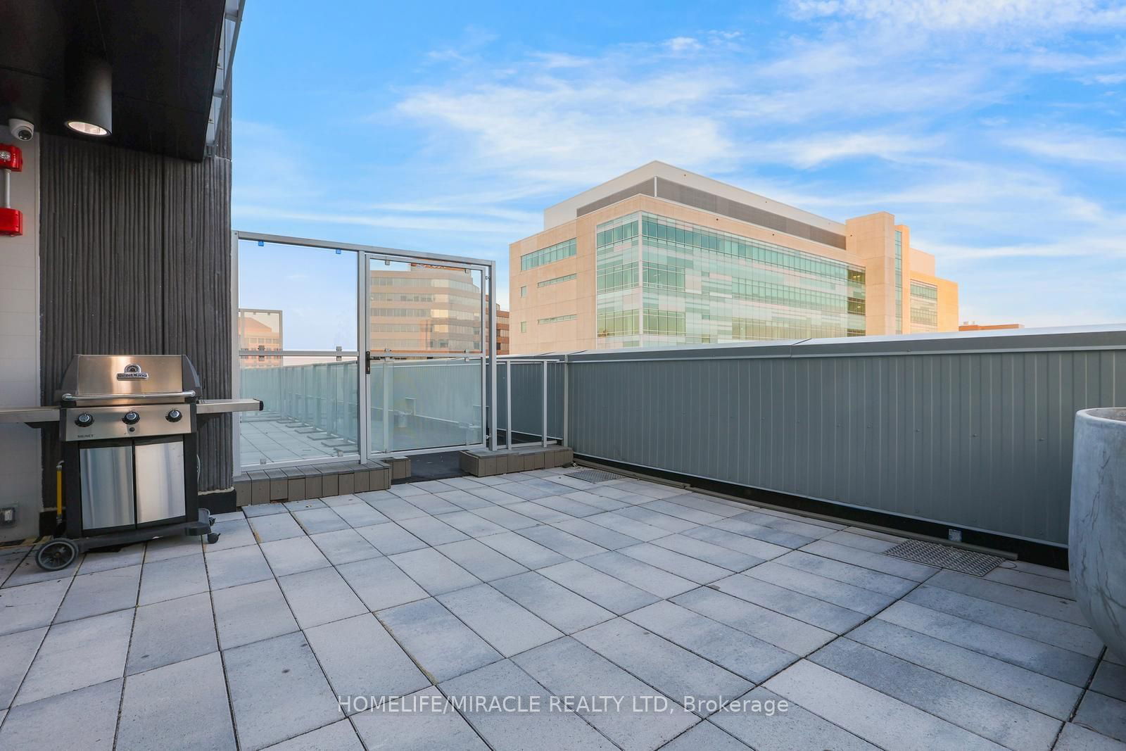 60 Frederick St, unit 1406 for rent