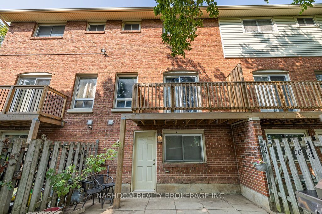 Six Loconder Drive Townhomes, Hamilton, Toronto