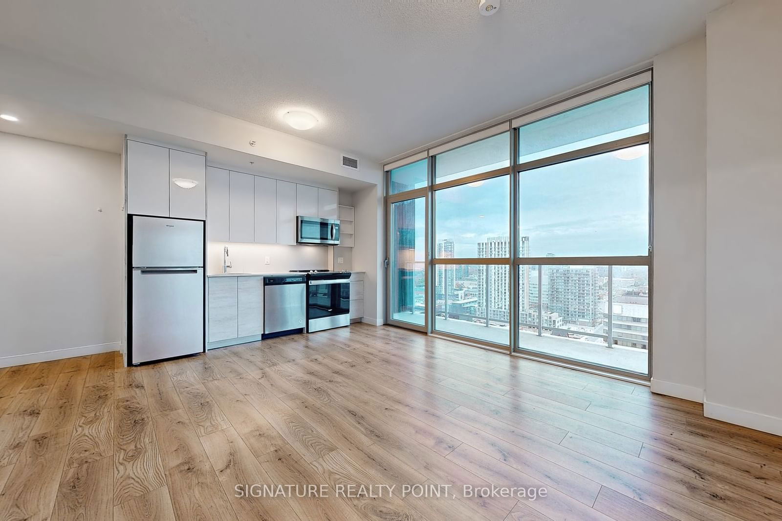 60 Frederick St, unit 1907 for rent