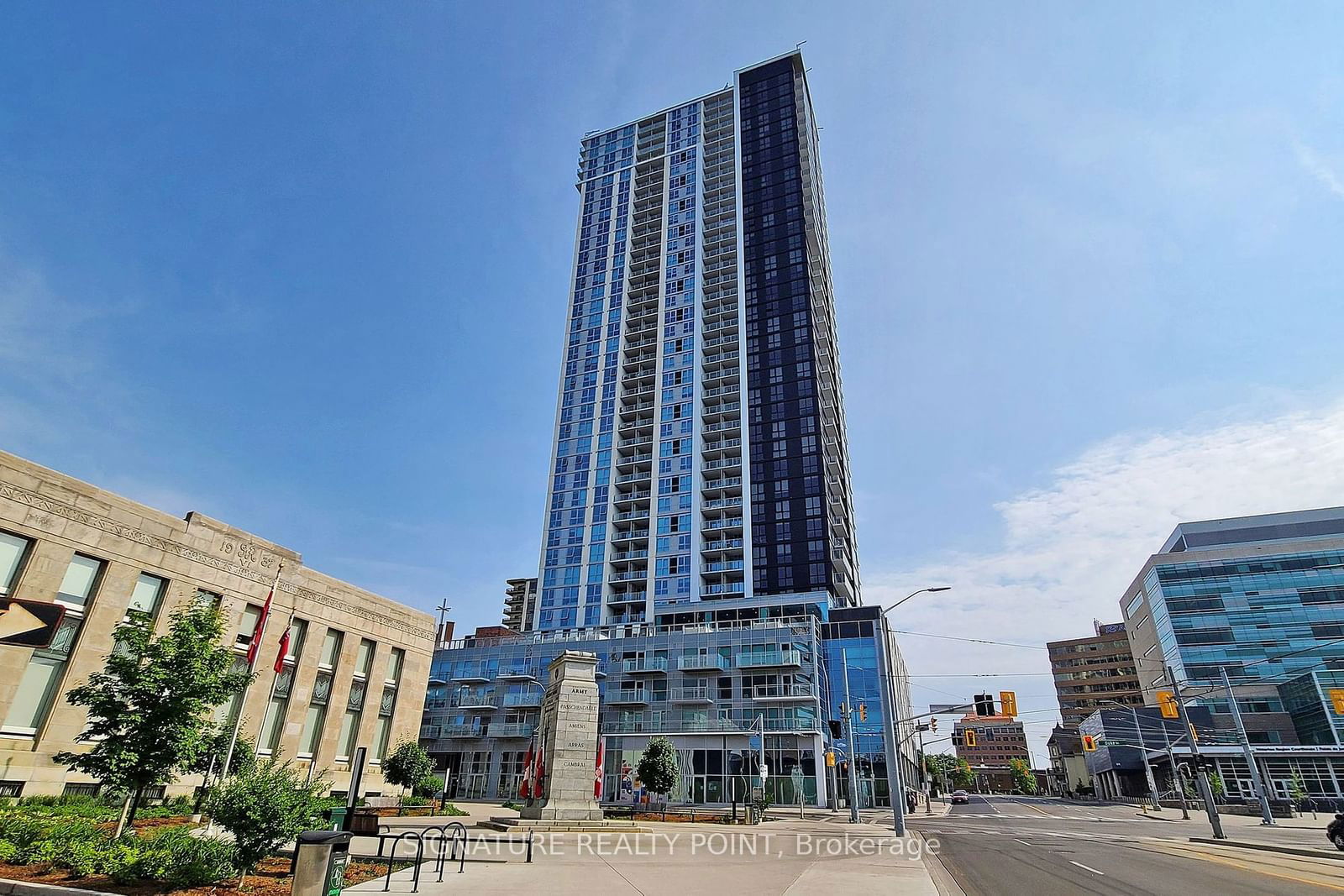 60 Frederick St, unit 1907 for rent