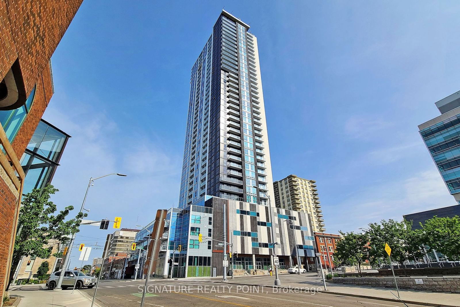 60 Frederick St, unit 1907 for rent