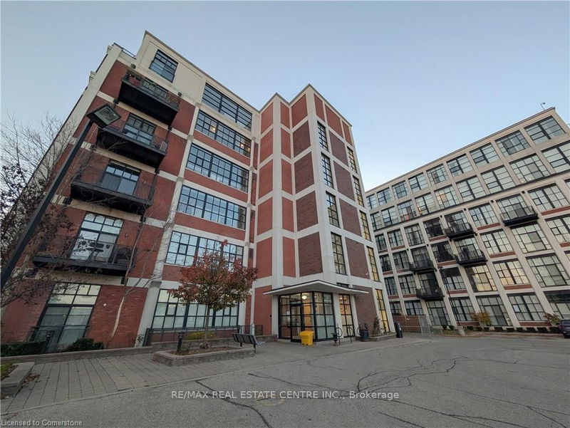 404 King St, unit 316 for sale