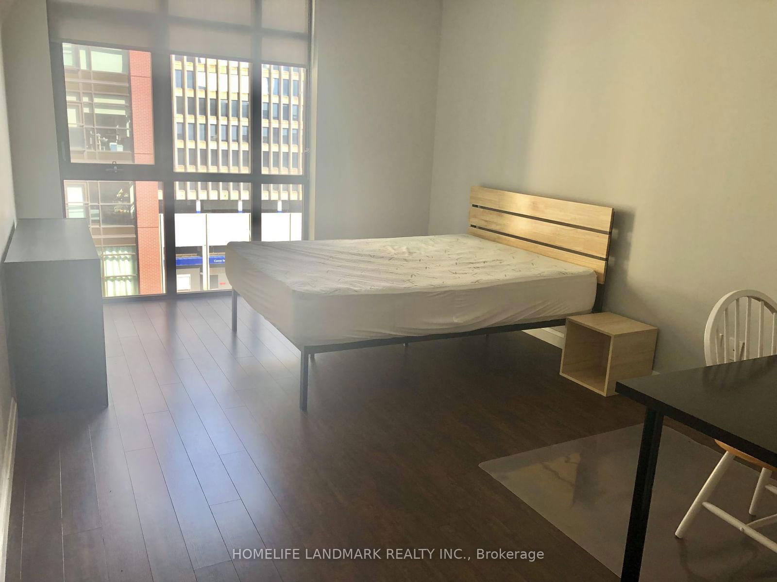 112 King St E, unit 709 for rent