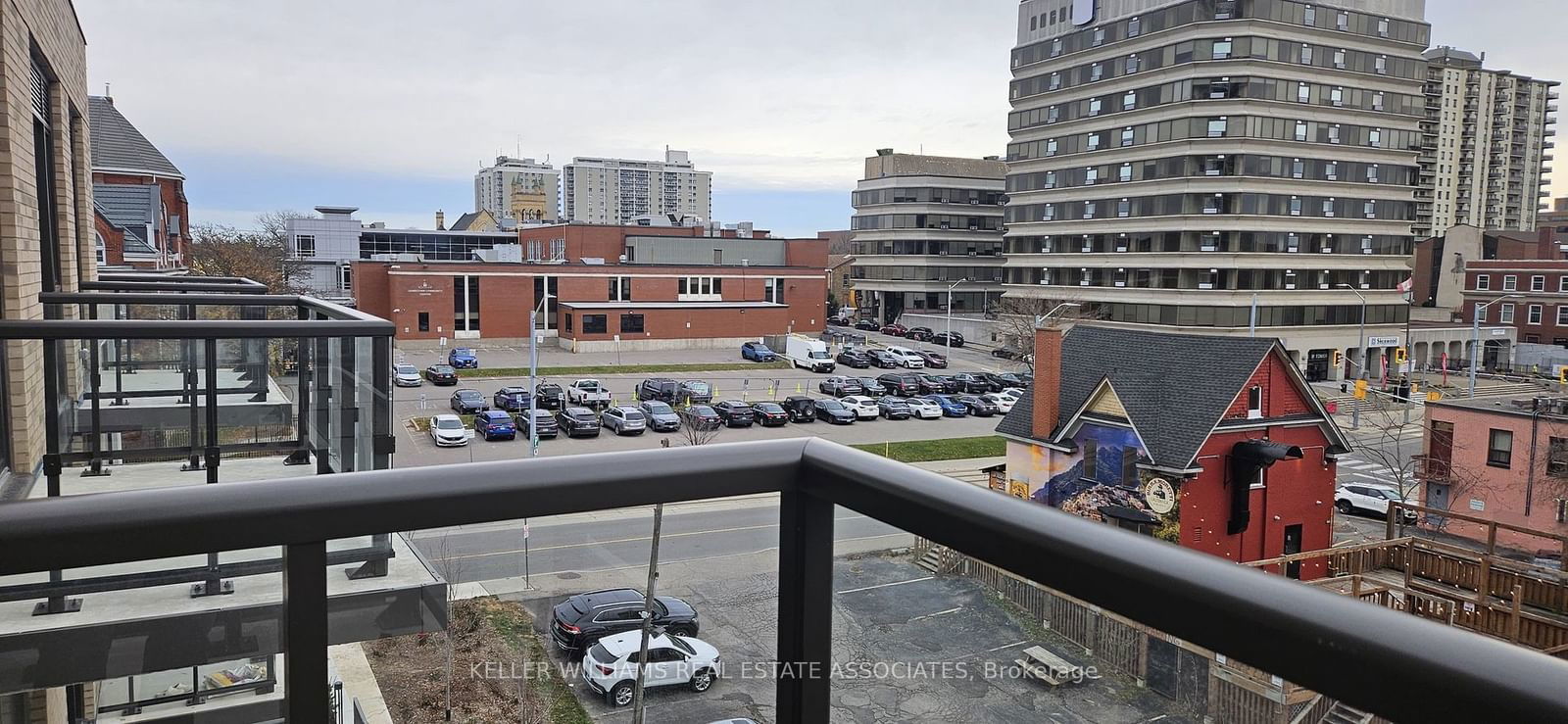 55 Duke St W, unit 409 for sale