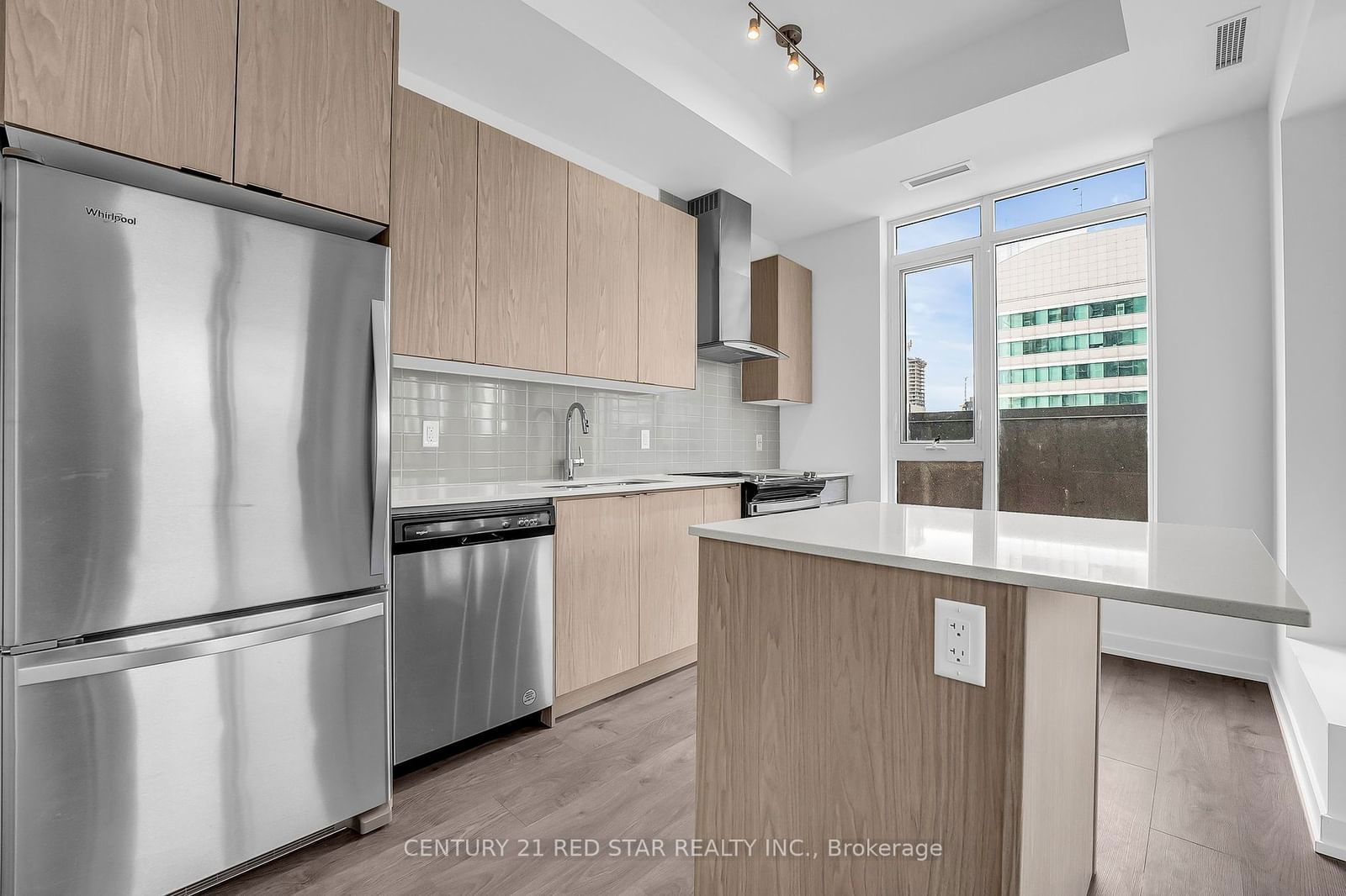 55 Duke St W, unit 502 for sale