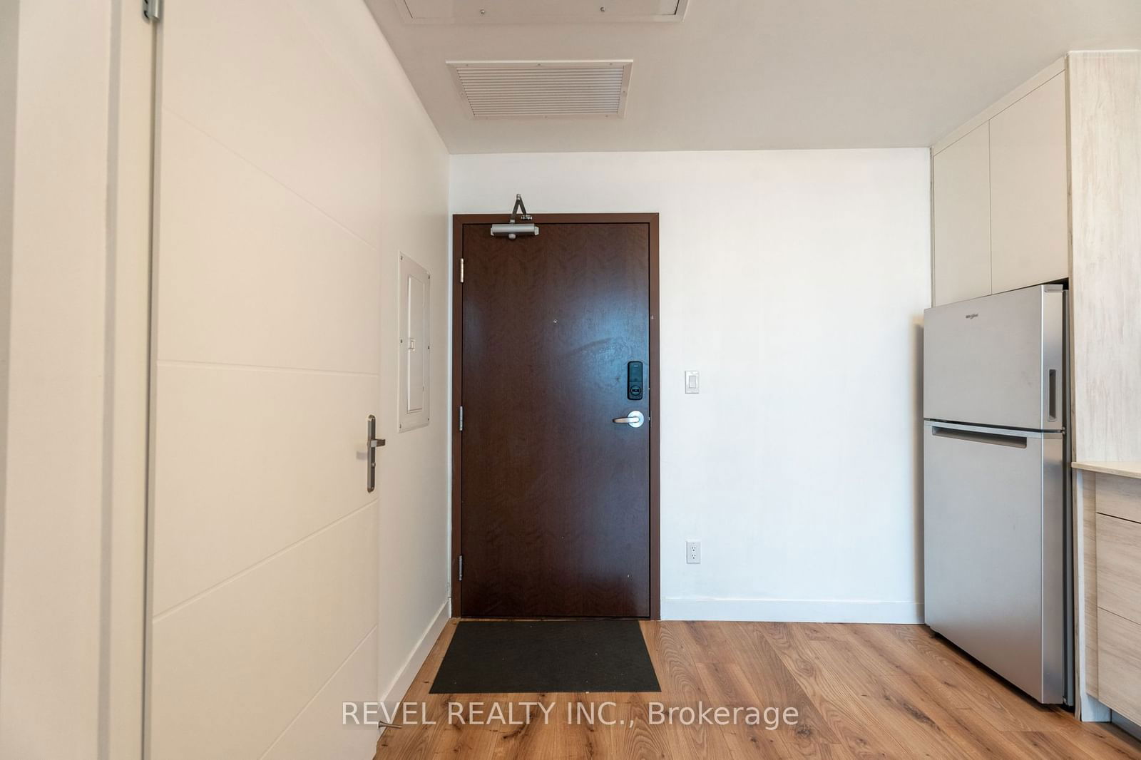 60 Frederick St, unit 2208 for rent