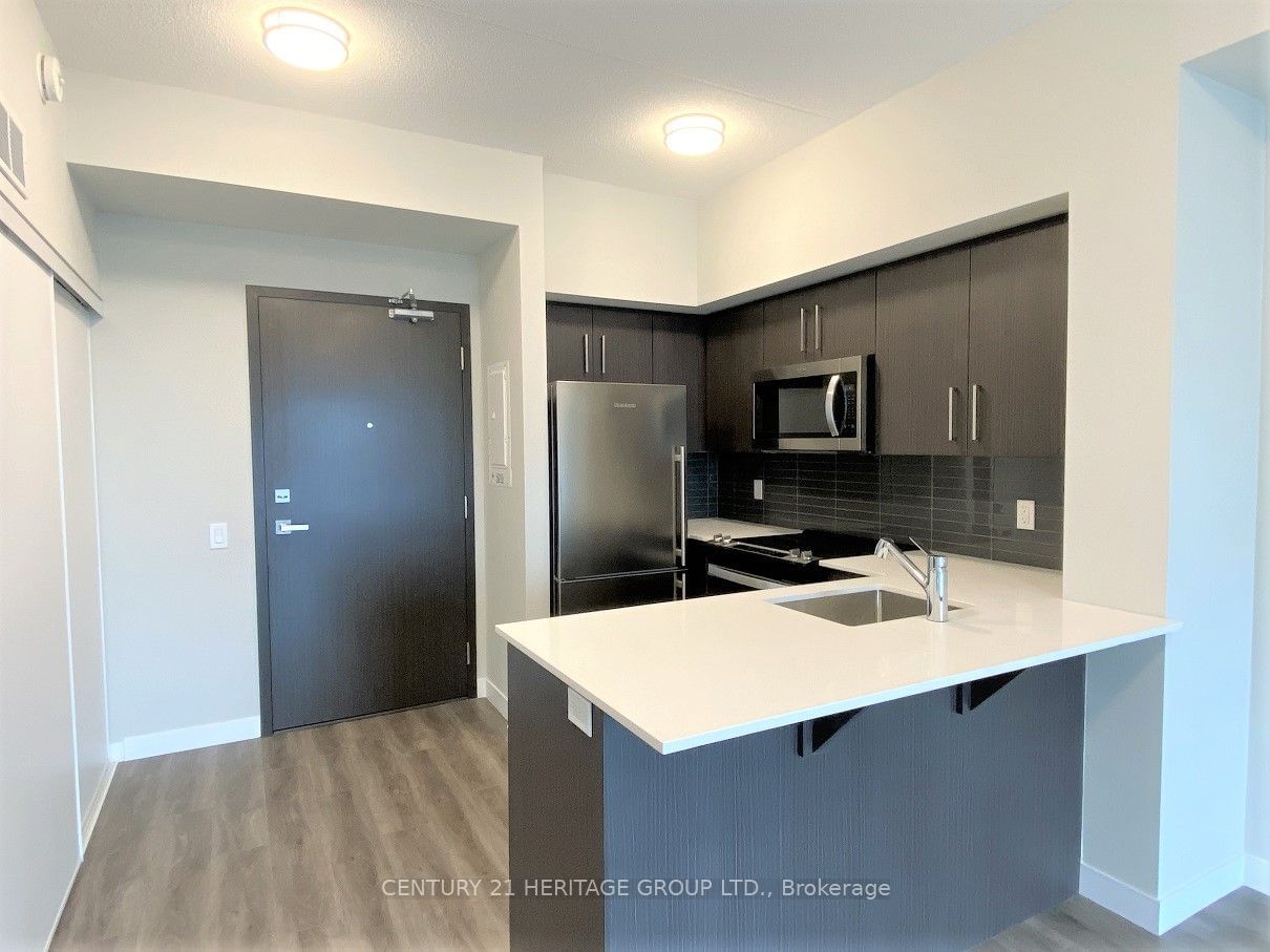 15 Queen St S, unit 1513 for rent