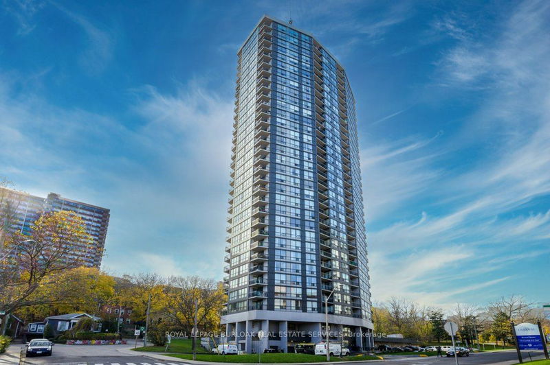 150 Charlton Ave E, unit 303 for sale