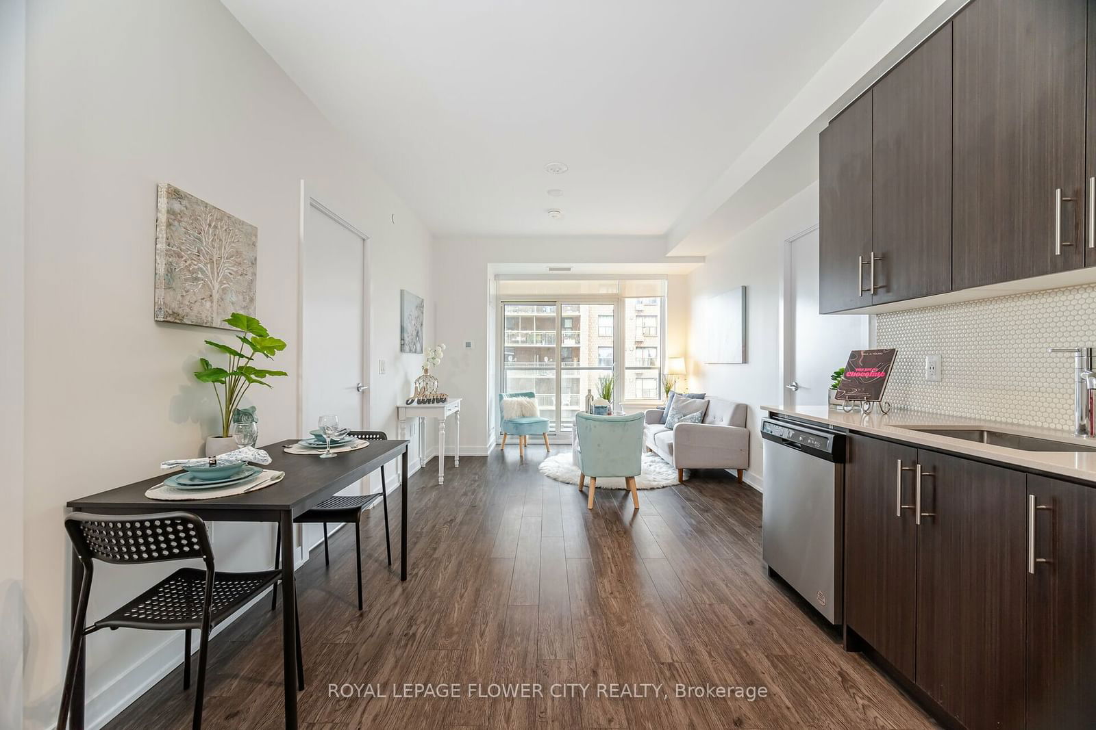 212 King William St, unit 604 for rent