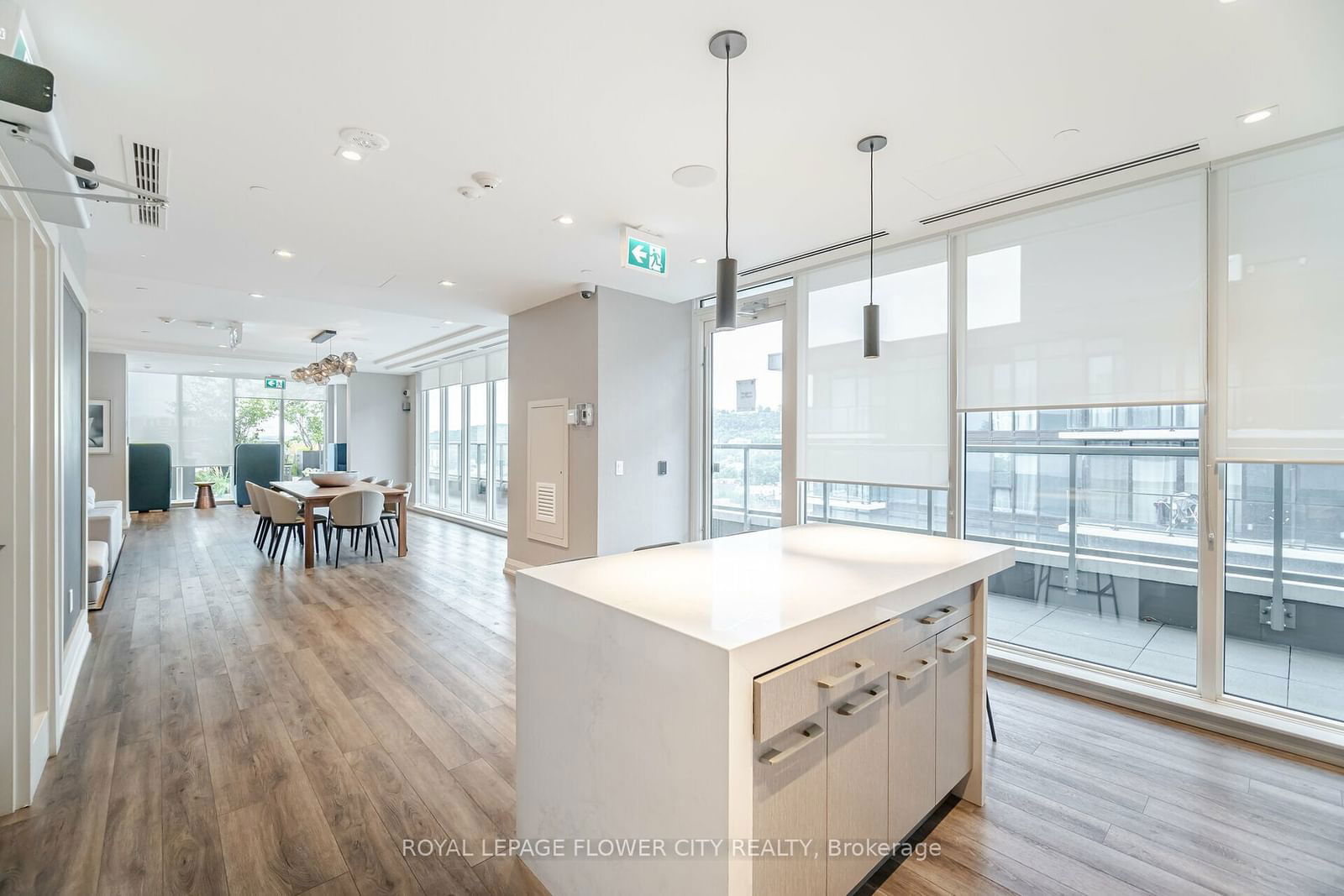 212 King William St, unit 604 for rent