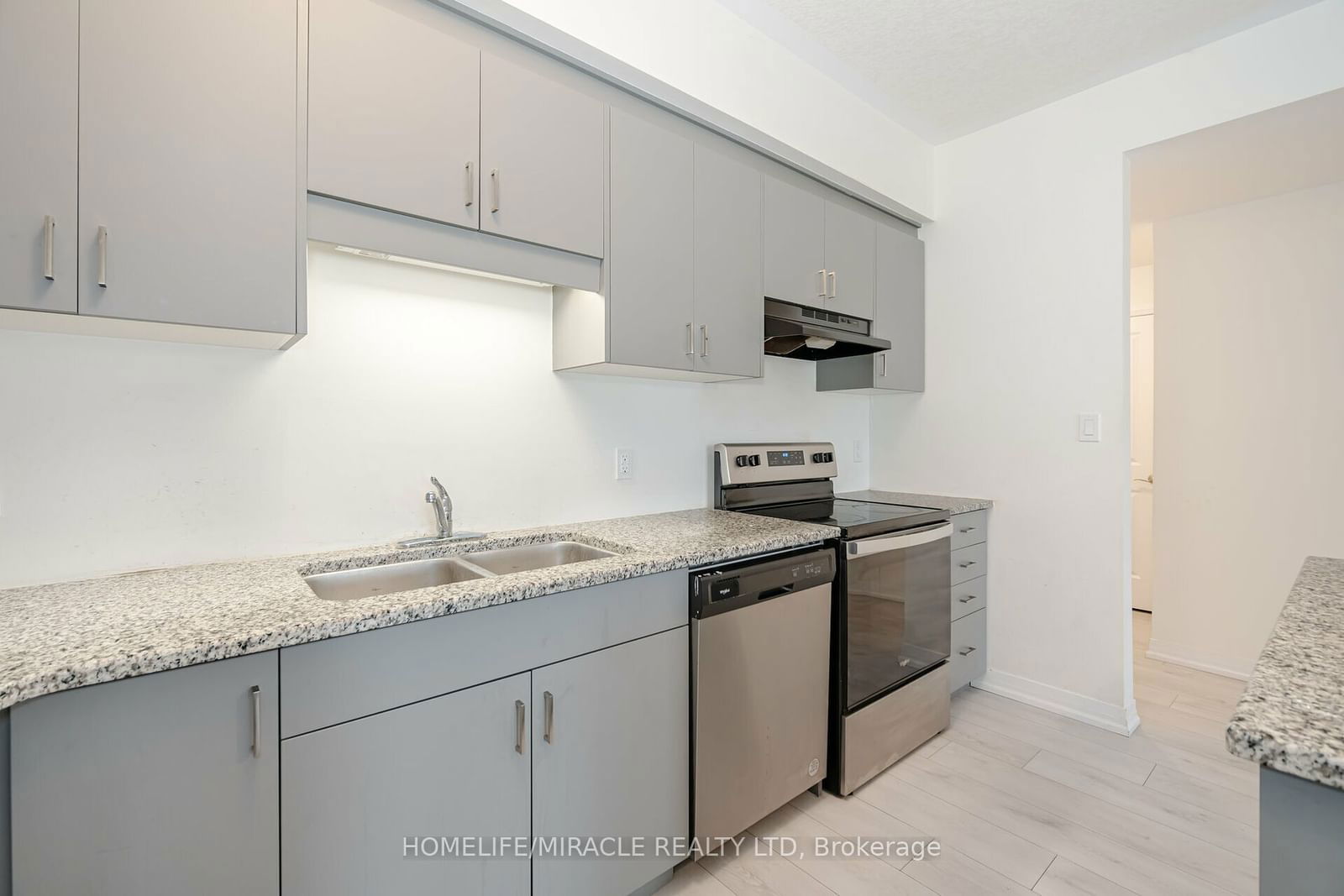 261 Woodbine Ave, unit 83 for sale