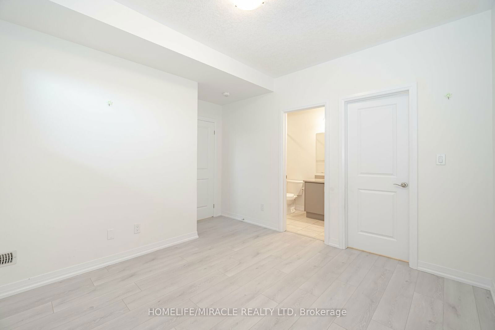 261 Woodbine Ave, unit 83 for sale