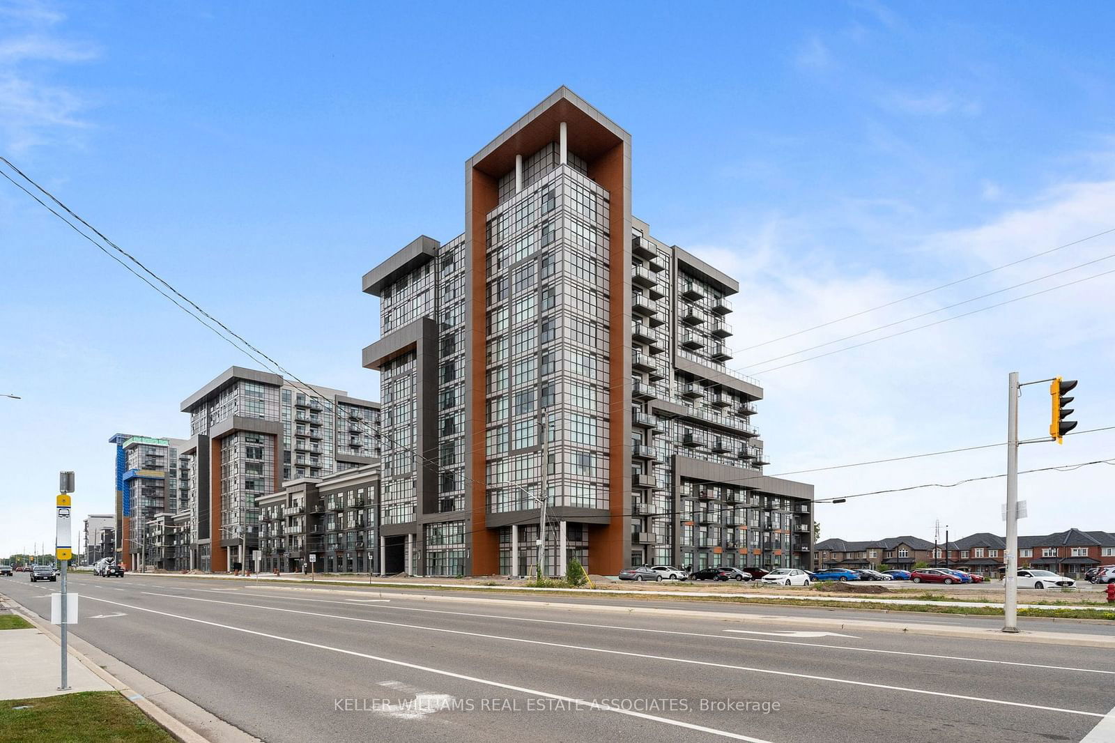 460 Dundas St E, unit 434 for sale