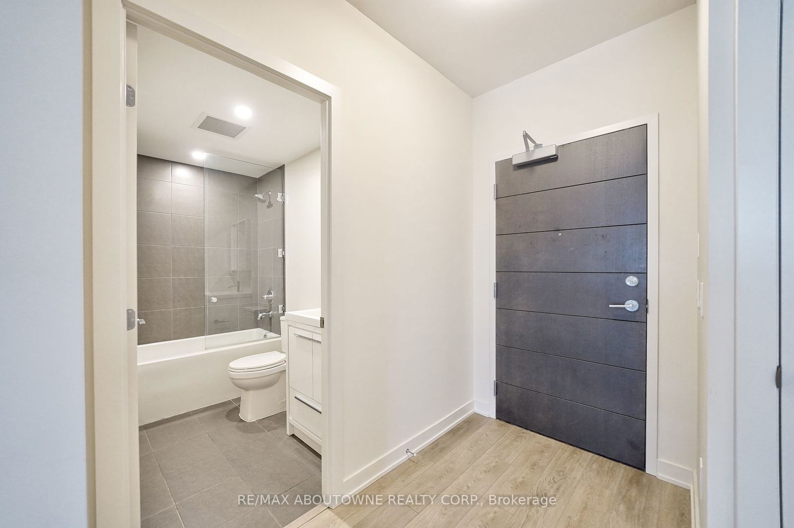 212 King William St, unit 1207 for rent