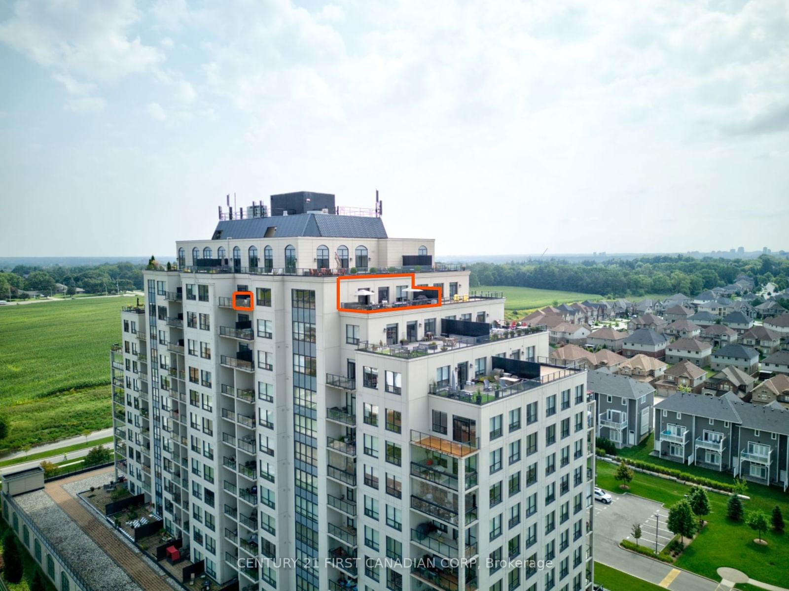 240 Villagewalk Blvd, unit 1306 for sale