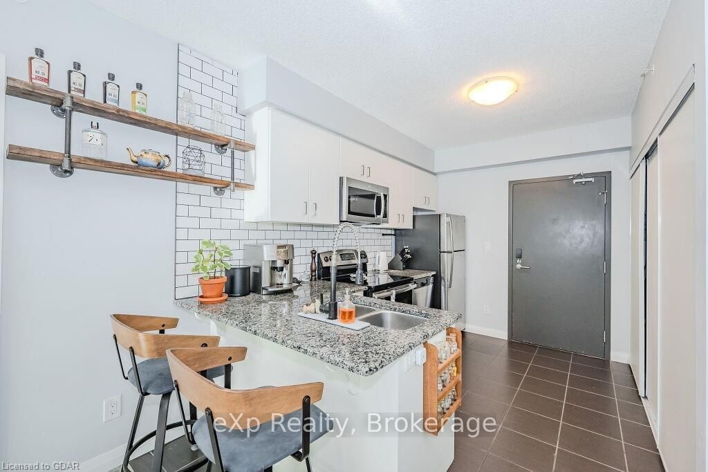 53 ARTHUR St S, unit 801 for sale