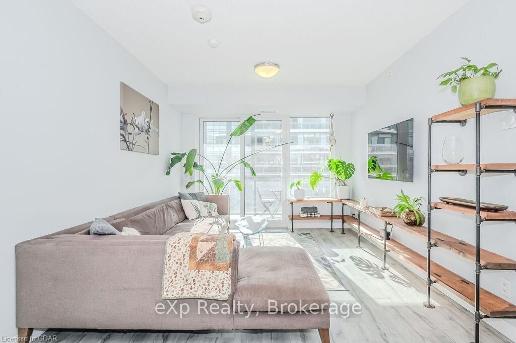 53 ARTHUR St S, unit 801 for sale