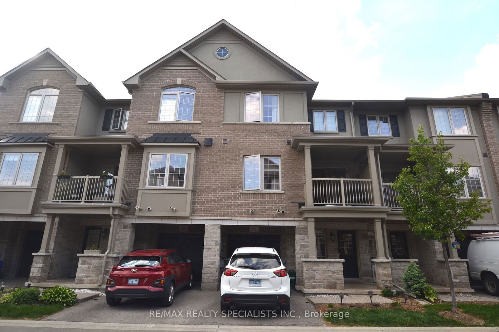 Bohemian Townhomes, Hamilton, Toronto