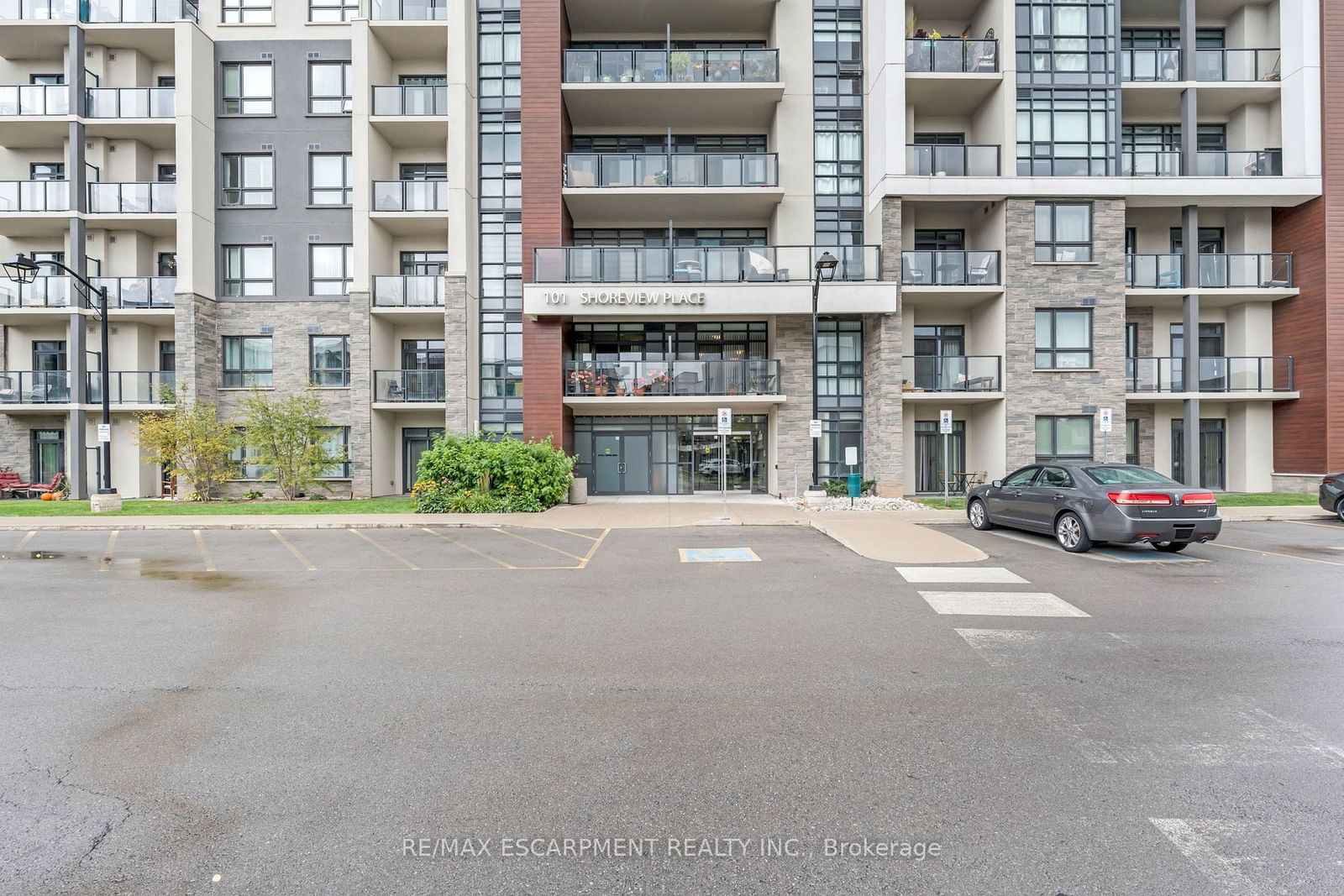 101 Shoreview Pl, unit 113 for sale