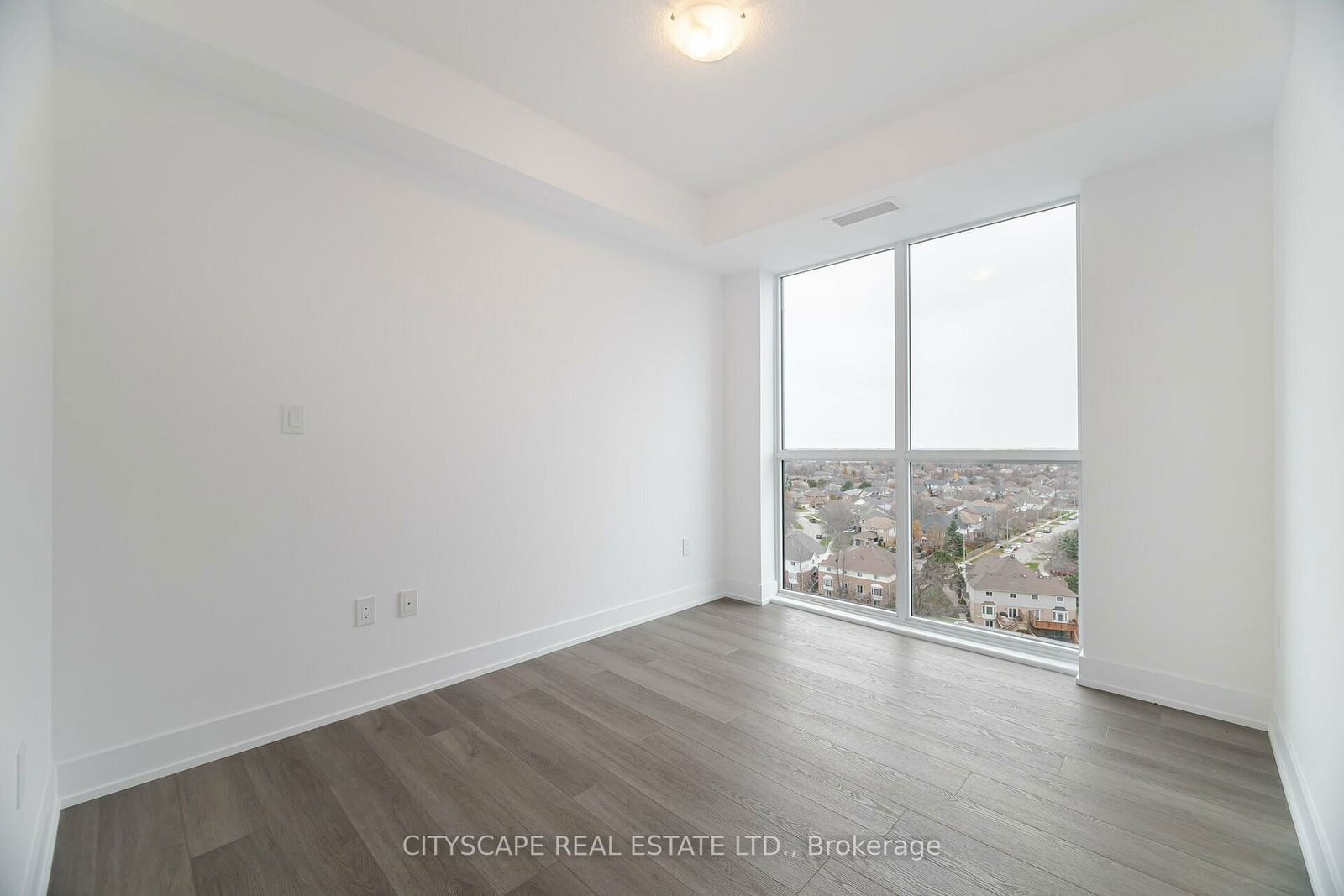 460 Dundas St E, unit 1105 for sale