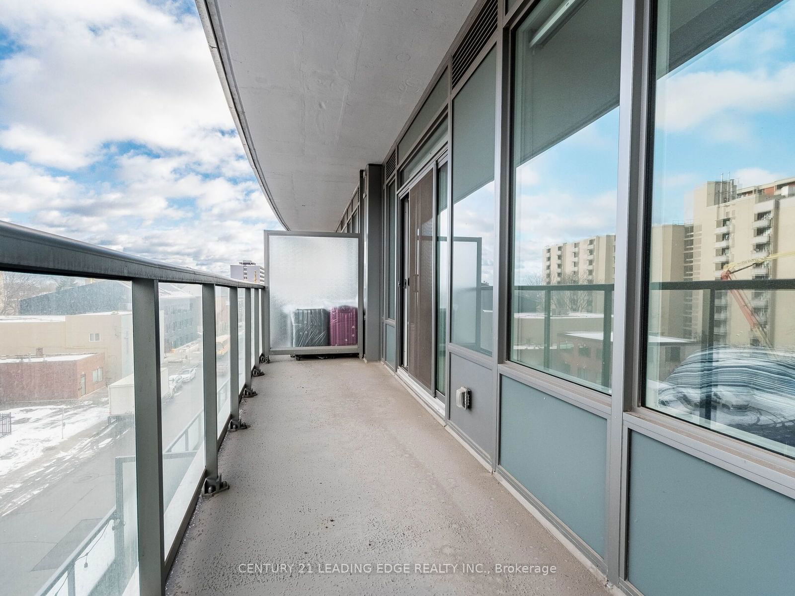 212 King William St, unit 402 for rent