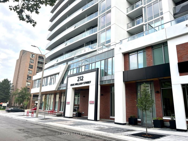 212 King William St, unit 802 for rent