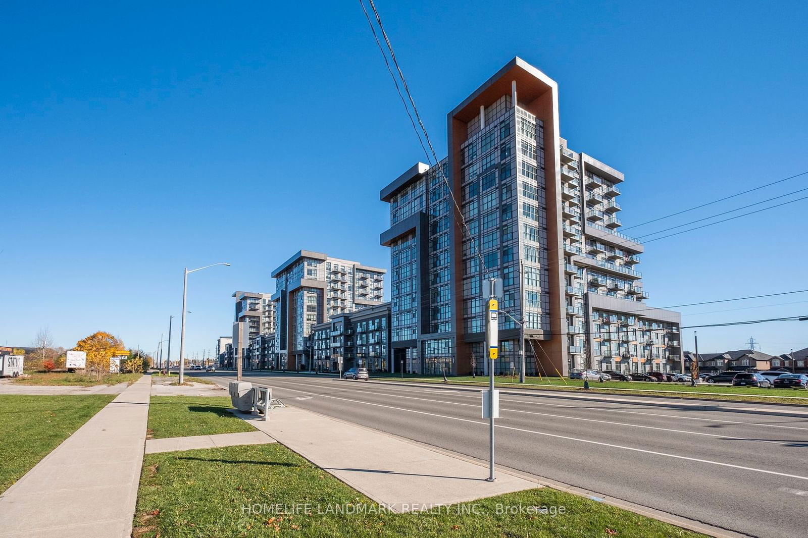 450 Dundas St E, unit 906 for sale