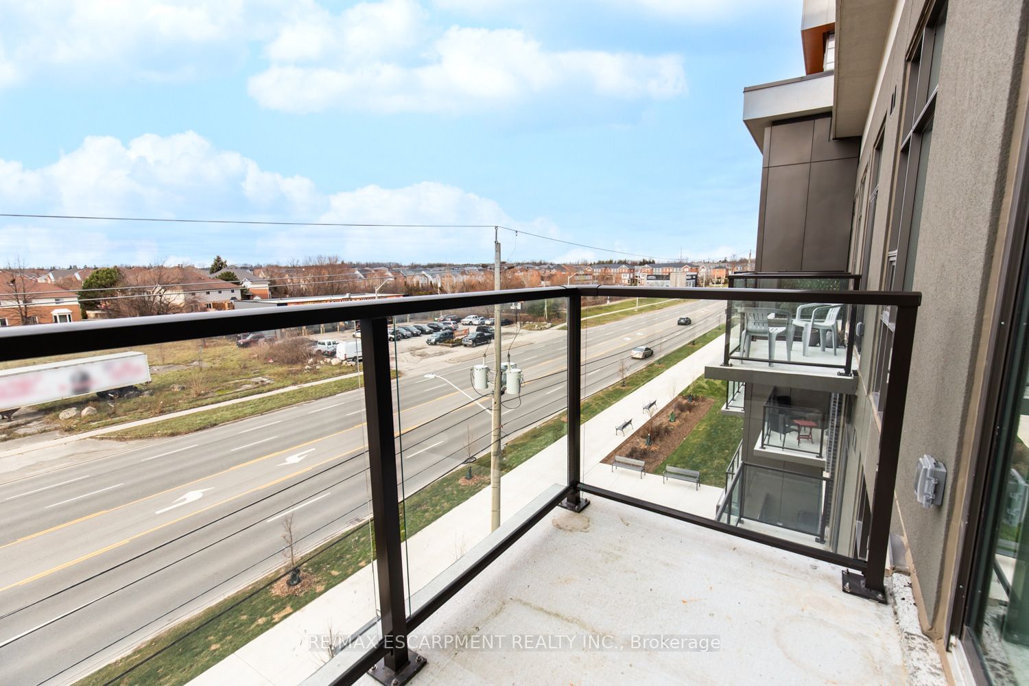 450 Dundas St, unit 407 for sale