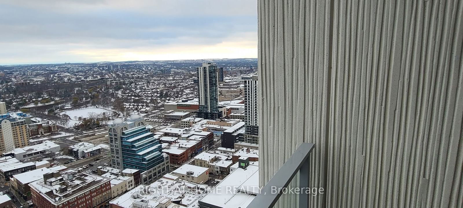 60 Frederick St, unit 3310 for rent