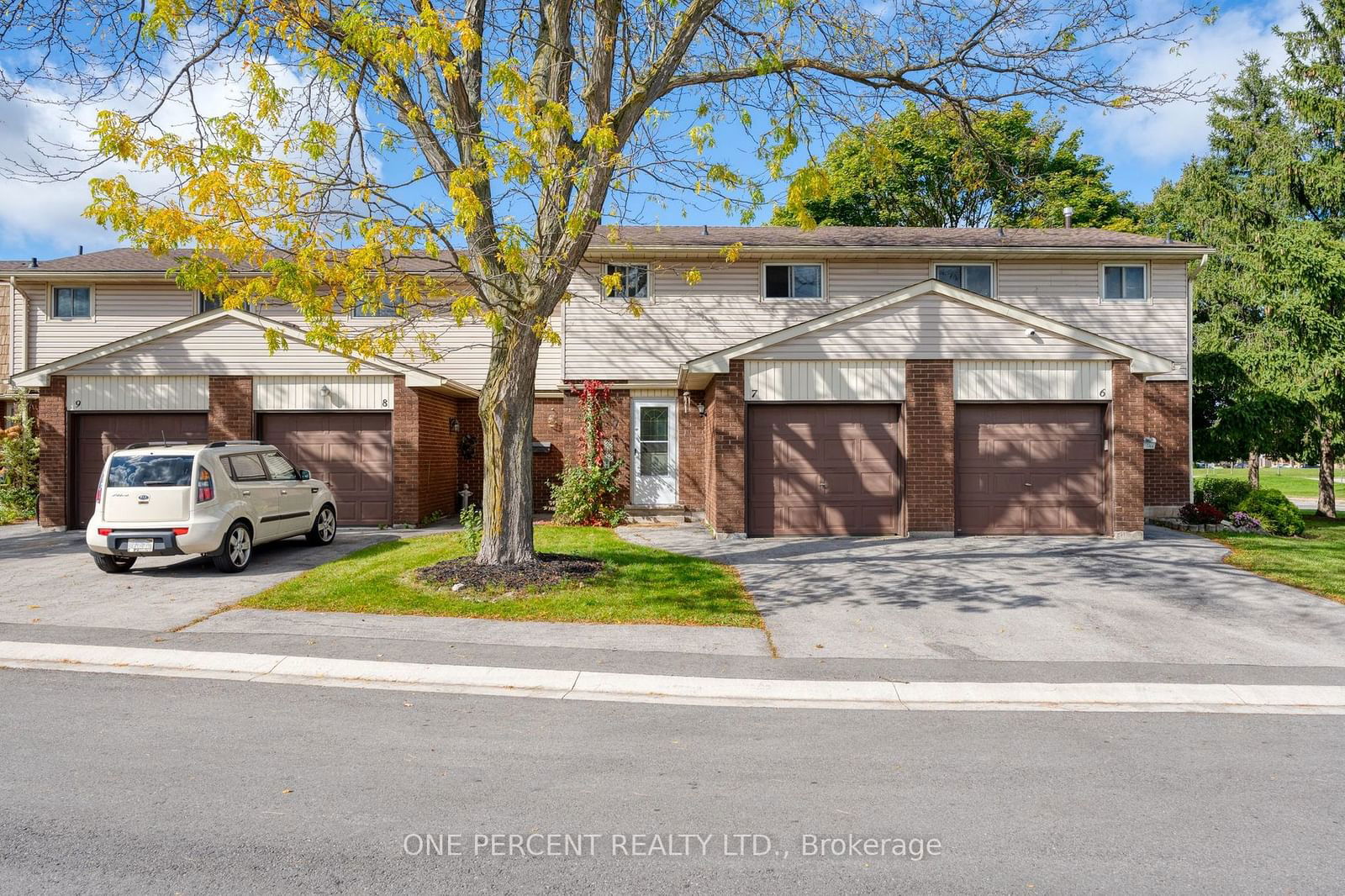 Kenridge Townhomes, Hamilton, Toronto