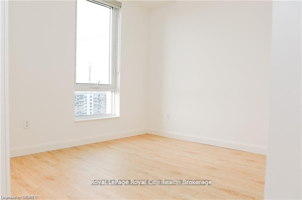 741 KING St W, unit 1204 for rent